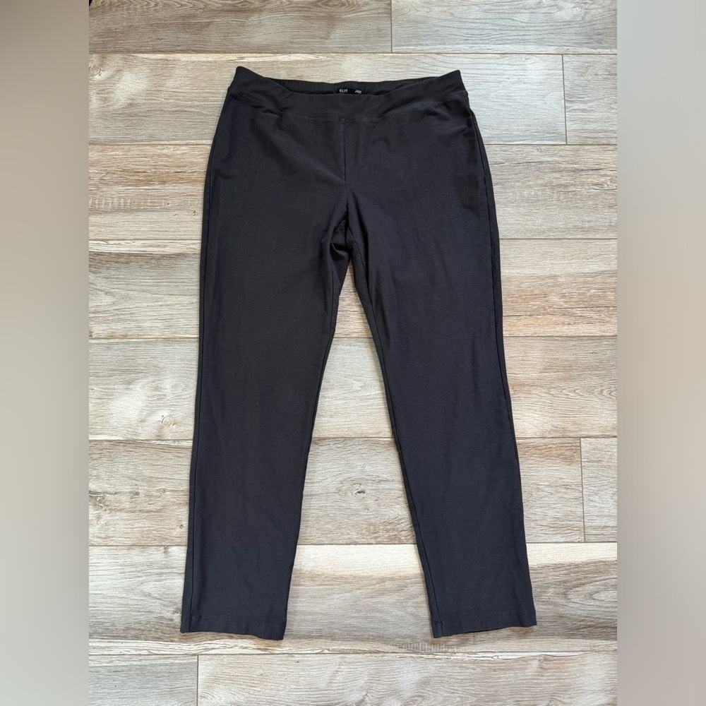 Eileen Fisher~ Women’s Black Pull On Stretch Pants/ Trousers‎ Size Medium
